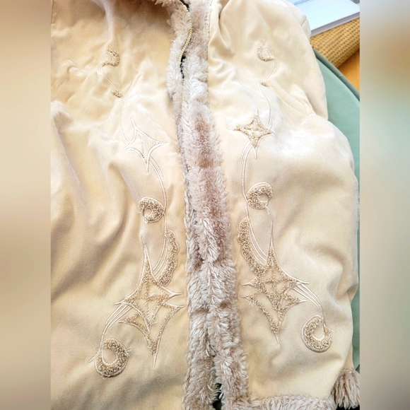 Jacket - Picture 4 of 4